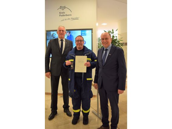 THW-Einsatzkräfte erhalten Bundesflutmedaille - Fluthilfe 2021 © Kreis Paderborn